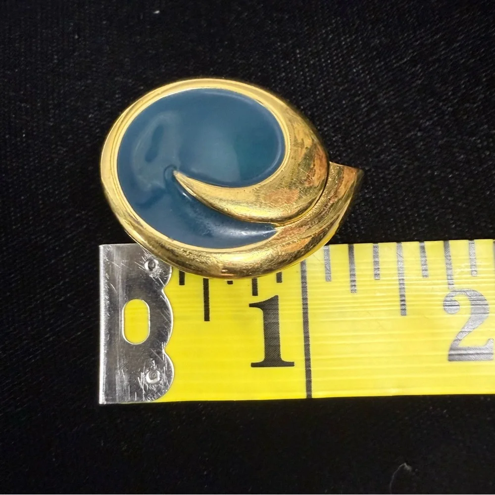 Vintage Monet Earrings Teal‎ Blue Enamel Gold Tone Swirl
